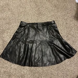 Faux leather stretch Spanx skirt